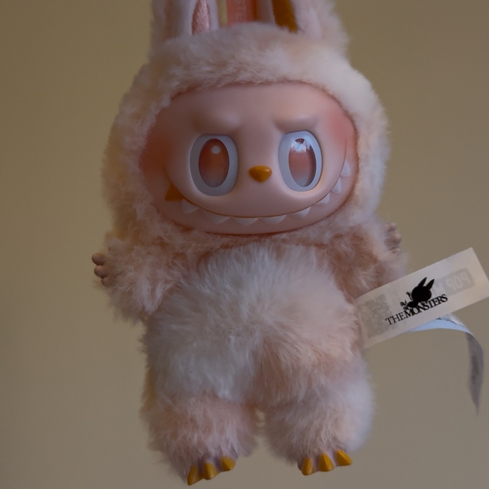 Popmart Authentic V3 Happiness Big Into Energy Labubu